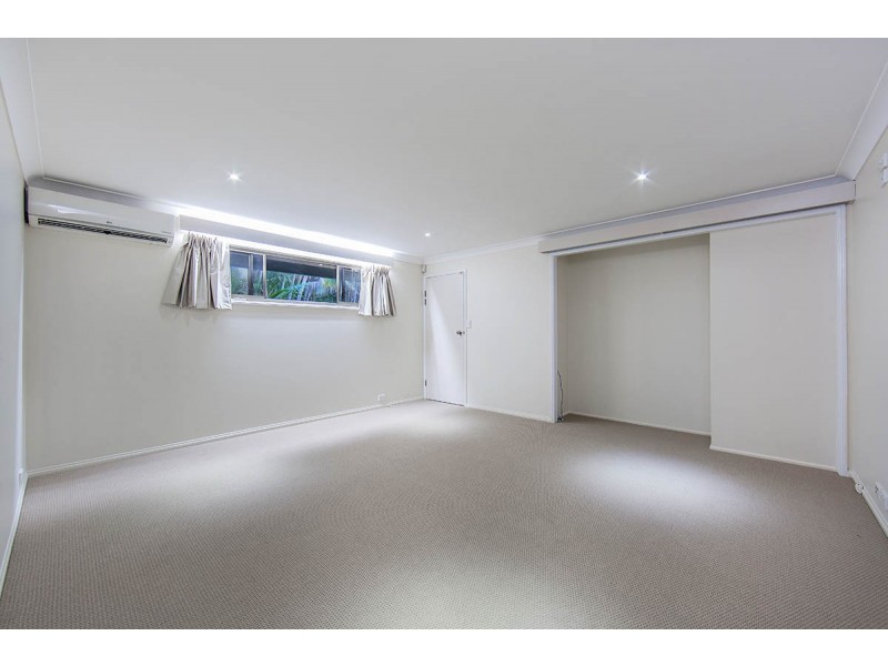 30 Niven Street, Stafford Heights QLD 4053