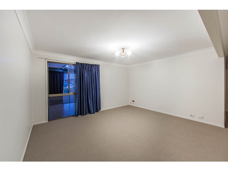 30 Niven Street, Stafford Heights QLD 4053