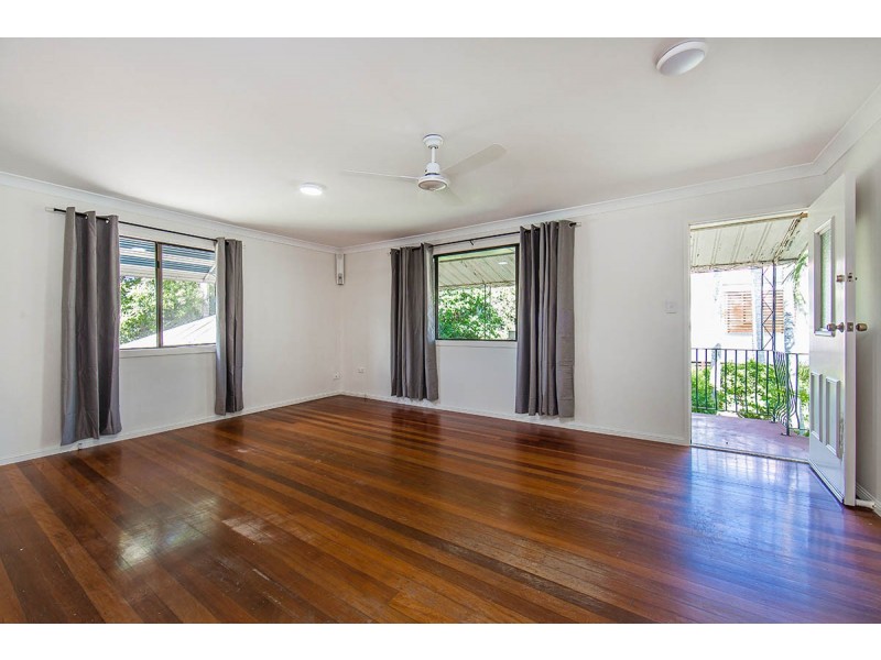 30 Blenheim Street, Chermside West QLD 4032