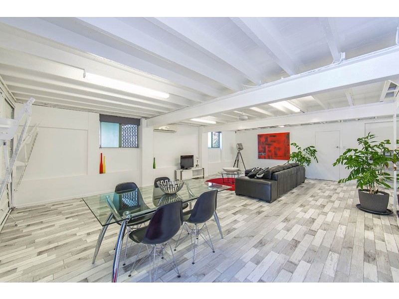 42 Kurago Street, Chermside West QLD 4032