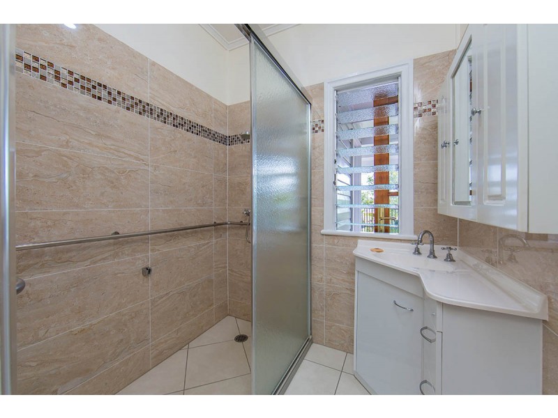 37 Newman Road, Wavell Heights QLD 4012