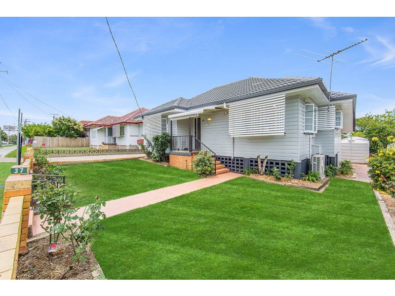 37 Newman Road, Wavell Heights QLD 4012