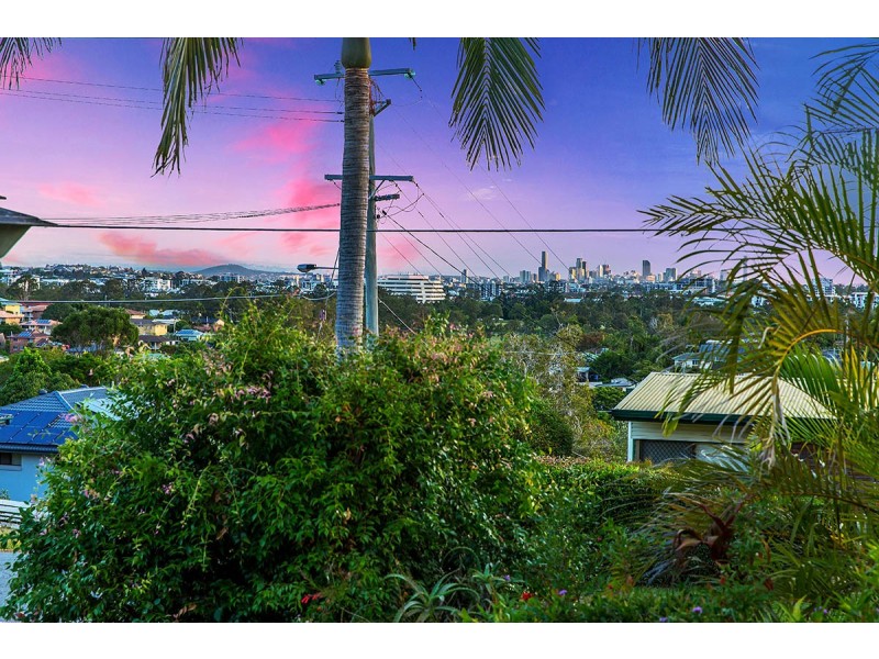 28 Chartwell Street, Aspley QLD 4034