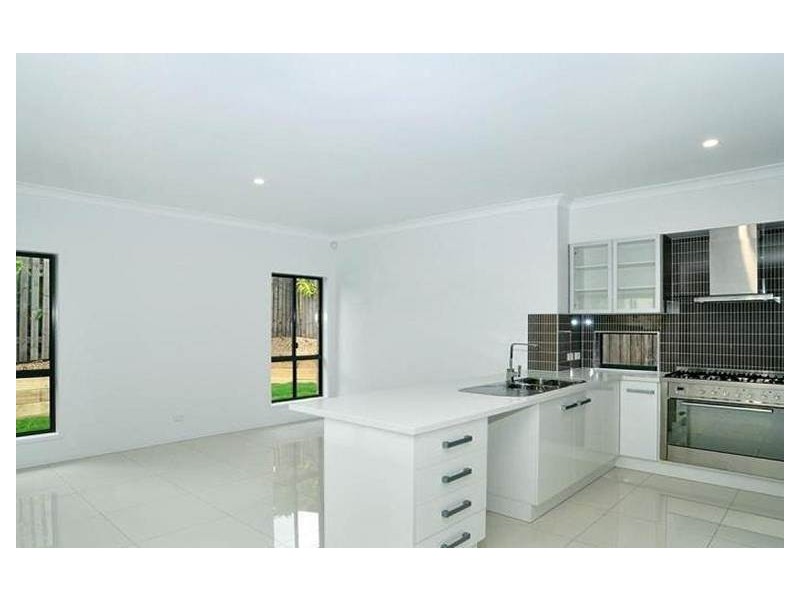 19 Centre Street, Aspley QLD 4034