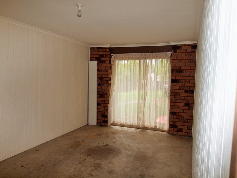 8a Tokai Court, Petrie QLD 4502