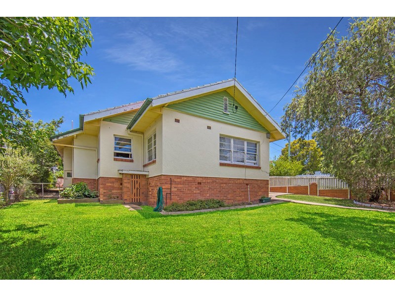 54 Buna Street, Chermside QLD 4032