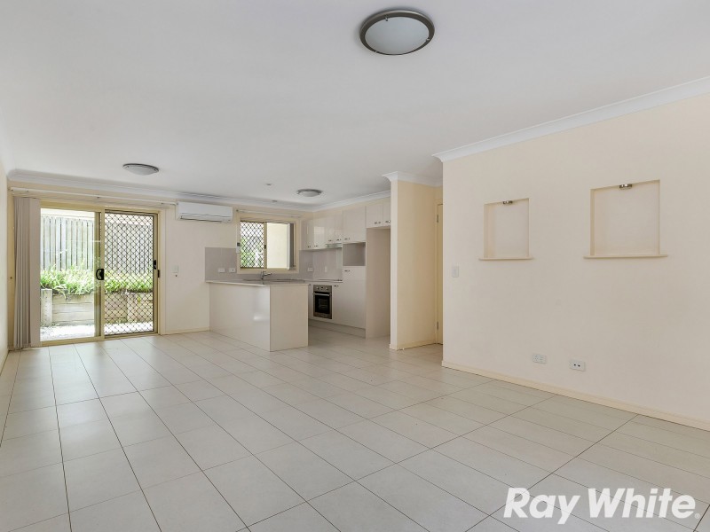 4 / 35 Sammells Drive, Chermside QLD 4032