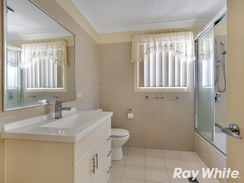 4 / 35 Sammells Drive, Chermside QLD 4032