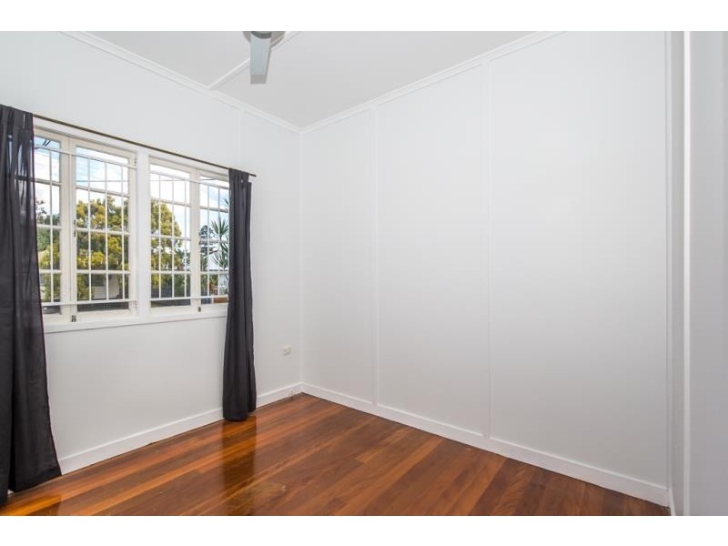 75 Miller Street, Chermside QLD 4032