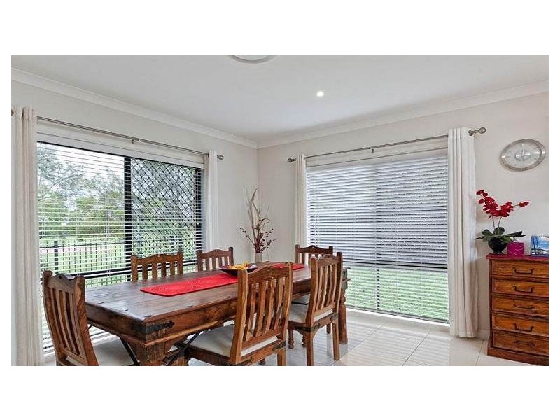 24 Akaroa Avenue, Geebung QLD 4034