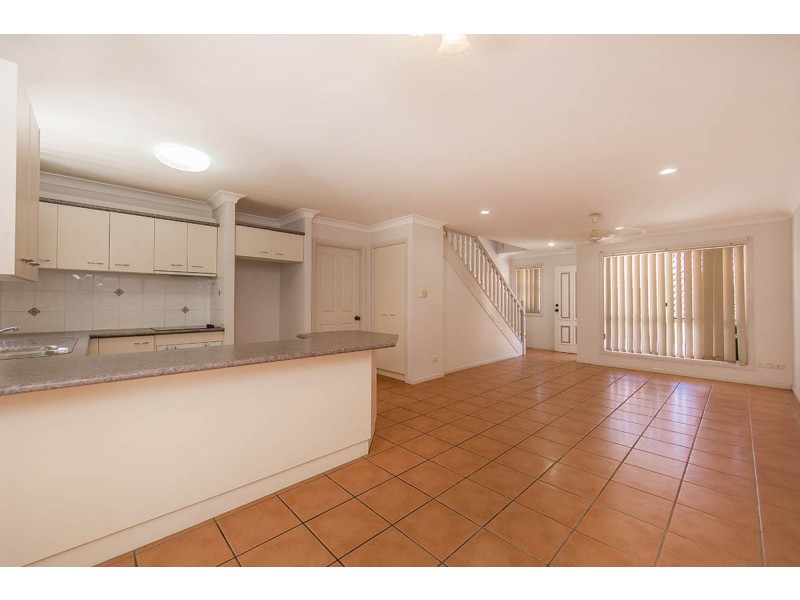2/487 Hamilton Road, Chermside QLD 4032