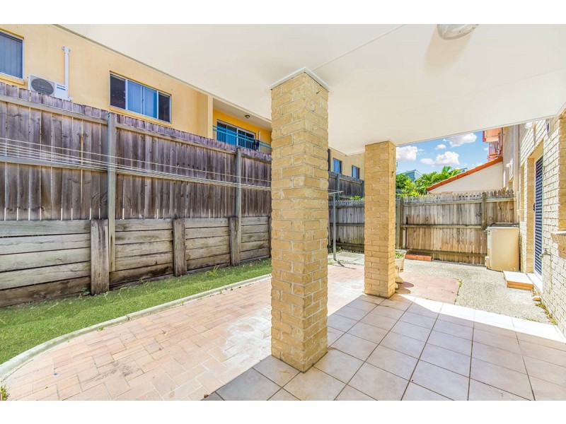 2/487 Hamilton Road, Chermside QLD 4032