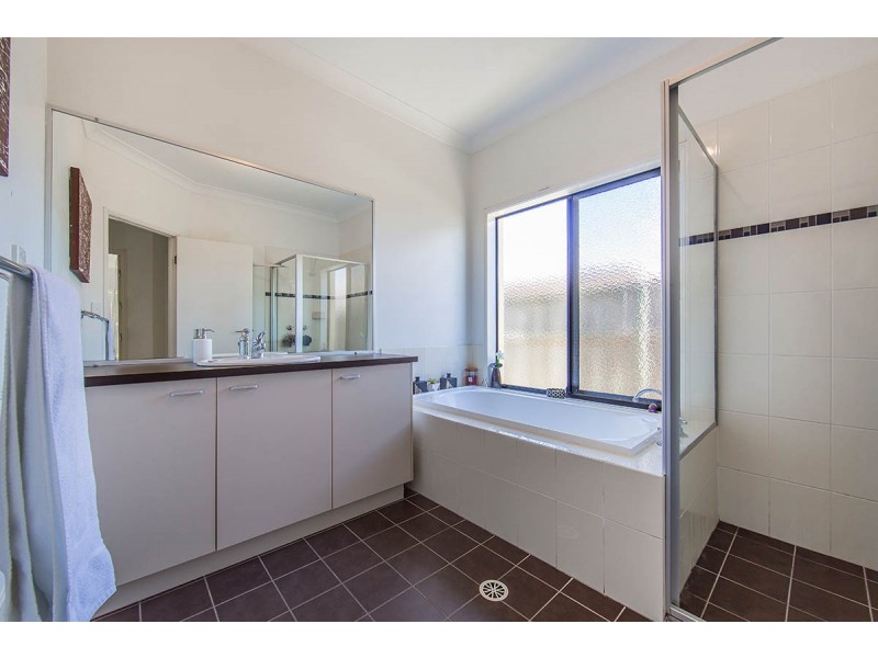 14 Peachester Court, Deception Bay QLD 4508