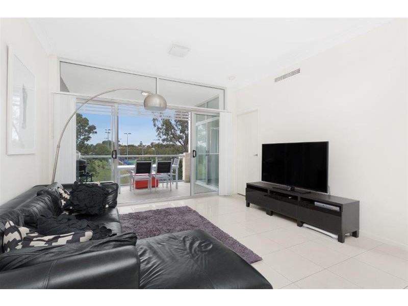 11 / 45 Playfield Street, Chermside QLD 4032