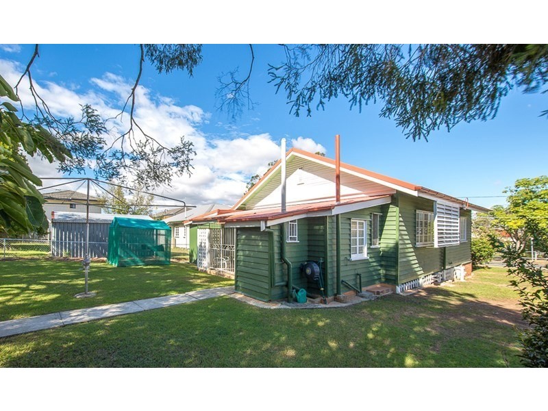 14 Buna Street, Chermside QLD 4032