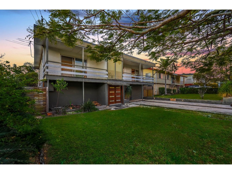 24 Crofty Street, Albany Creek QLD 4035
