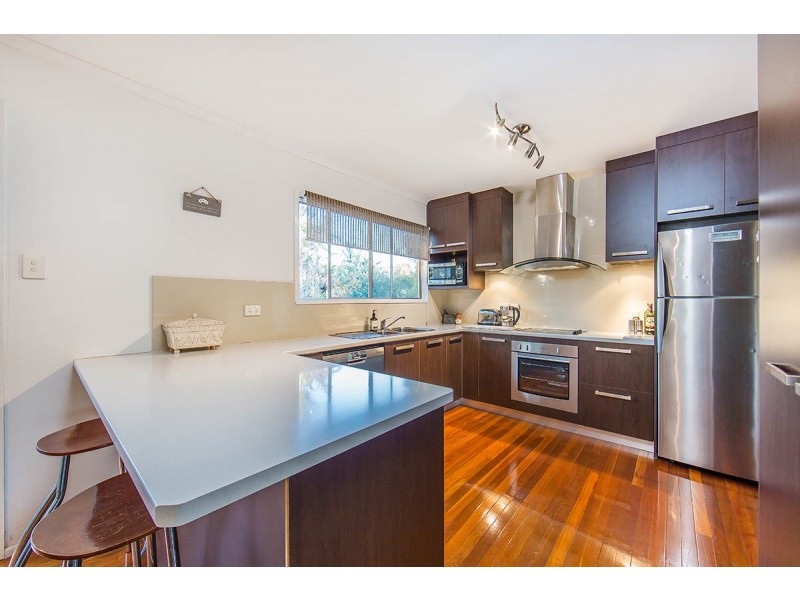 24 Crofty Street, Albany Creek QLD 4035