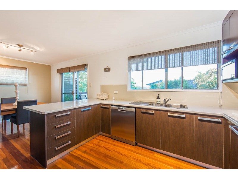 24 Crofty Street, Albany Creek QLD 4035
