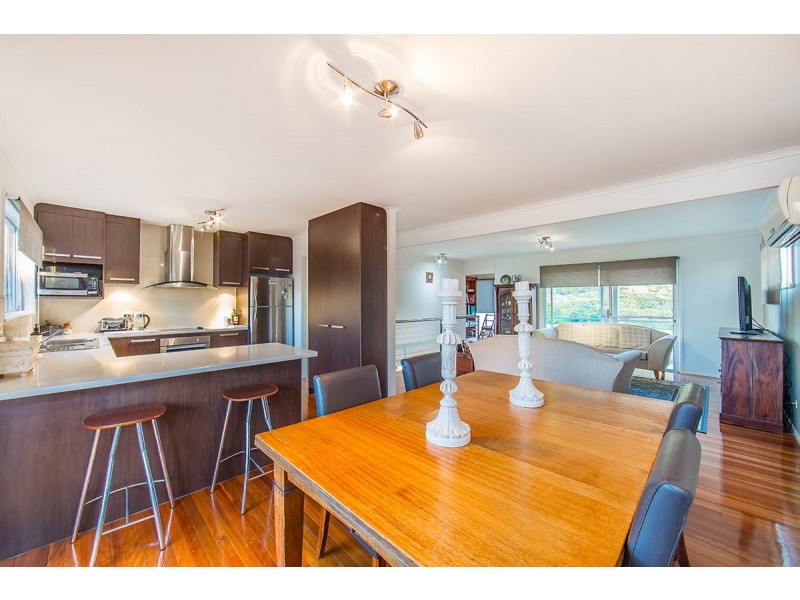 24 Crofty Street, Albany Creek QLD 4035