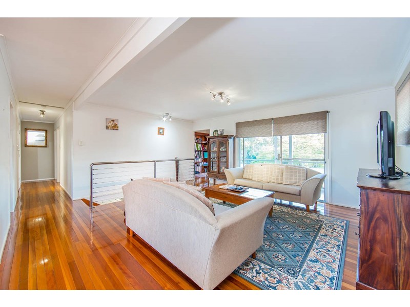 24 Crofty Street, Albany Creek QLD 4035
