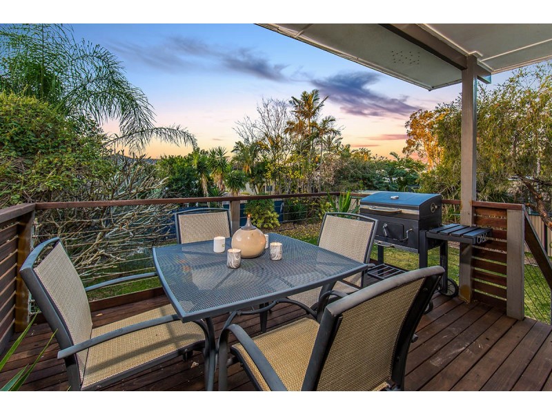 24 Crofty Street, Albany Creek QLD 4035