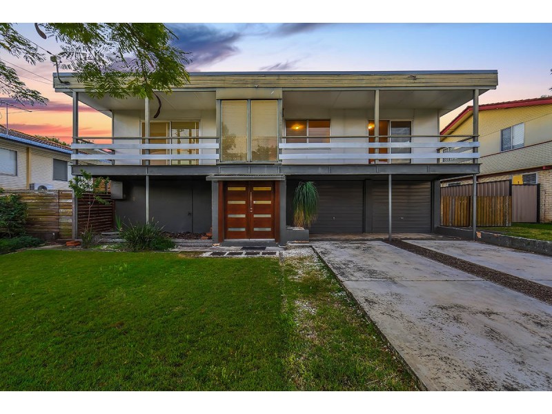 24 Crofty Street, Albany Creek QLD 4035