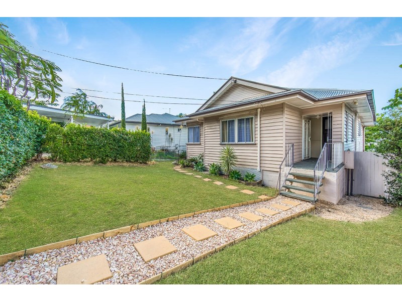 9 Ferguson Road, Wavell Heights QLD 4012