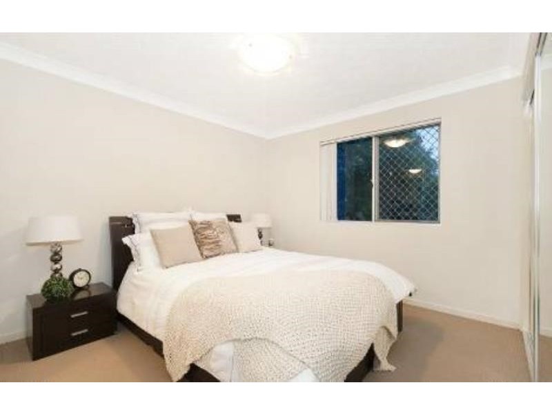 2 / 2A White Street, Everton Park QLD 4053