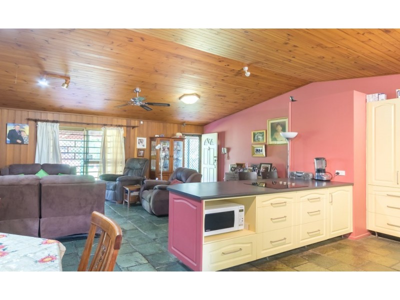 241 Beachmere Road, Caboolture QLD 4510
