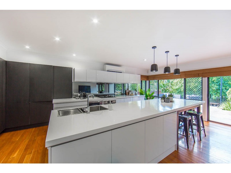 41 Ashley Road, Chermside West QLD 4032