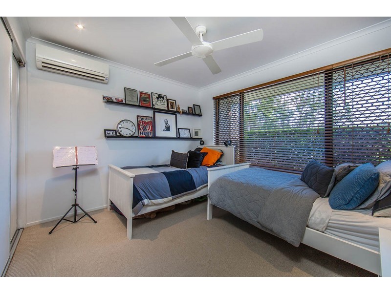 41 Ashley Road, Chermside West QLD 4032