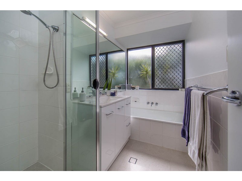 41 Ashley Road, Chermside West QLD 4032