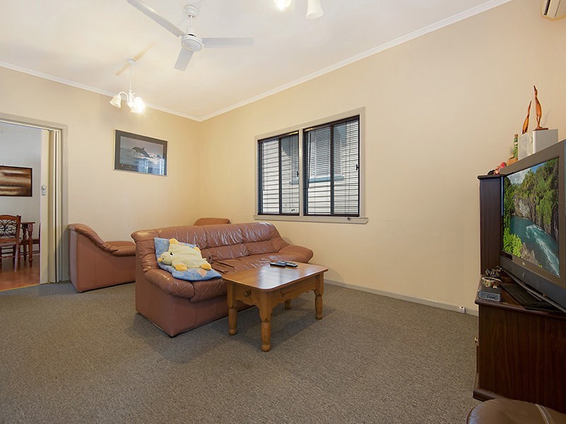 11 Warrina Street, Geebung QLD 4034