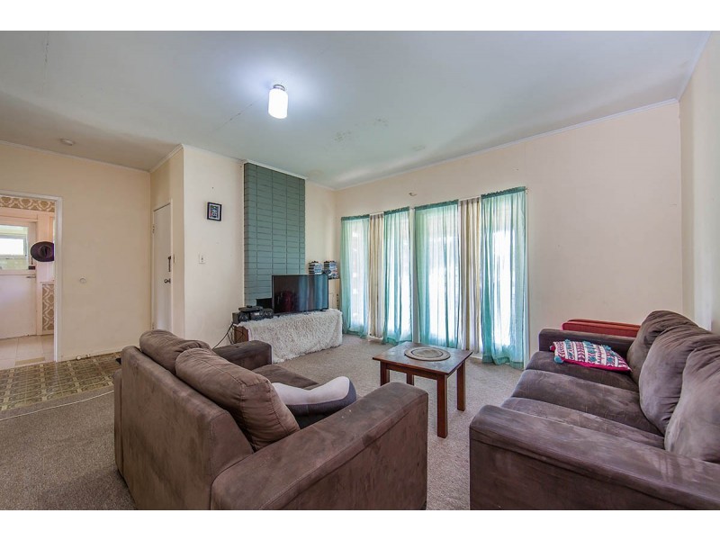 18 Basnett Street, Chermside West QLD 4032