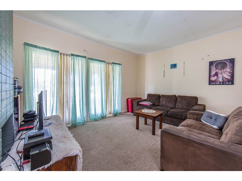 18 Basnett Street, Chermside West QLD 4032