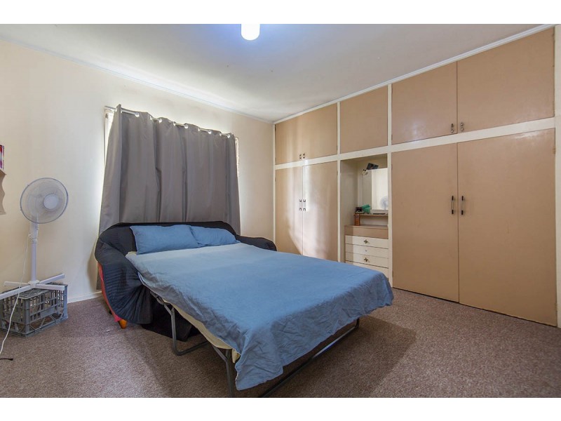 18 Basnett Street, Chermside West QLD 4032