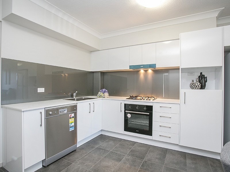 17 Hall Street, Chermside QLD 4032