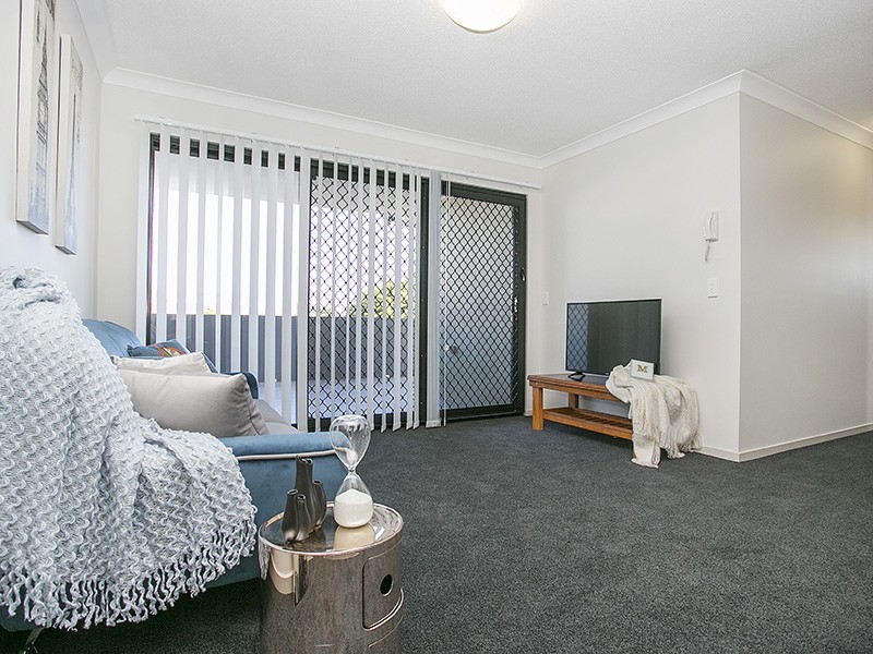 17 Hall Street, Chermside QLD 4032