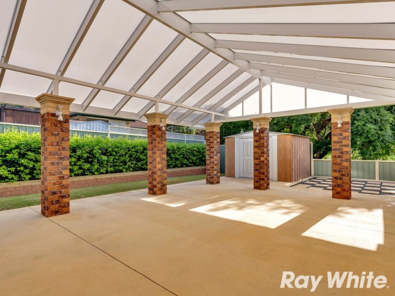 4 Lenz Street, Chermside West QLD 4032