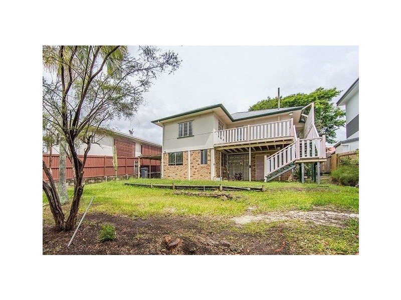 3 Binkar Street, Chermside QLD 4032