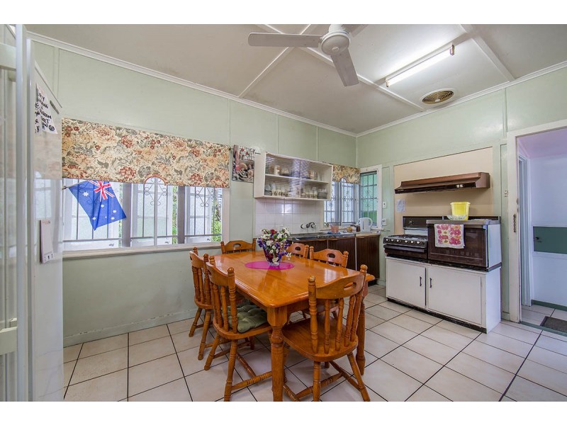 60 Nielson Street, Chermside QLD 4032