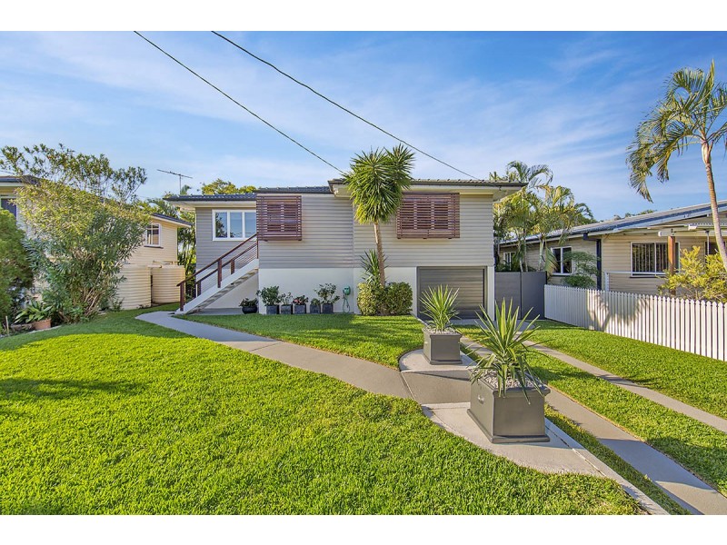 89 Basnett Street, Chermside West QLD 4032