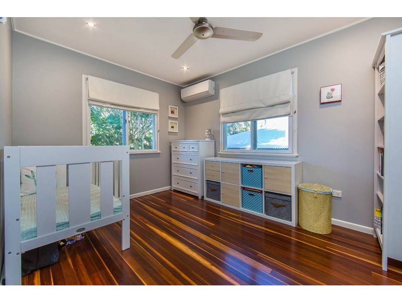 89 Basnett Street, Chermside West QLD 4032