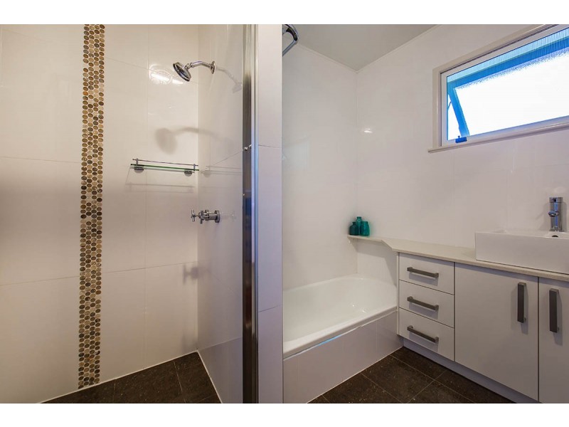 89 Basnett Street, Chermside West QLD 4032