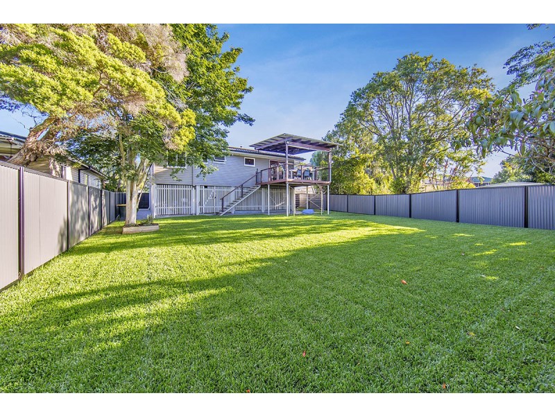 89 Basnett Street, Chermside West QLD 4032