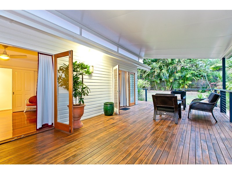 16 Glenhaven Street, Kedron QLD 4031