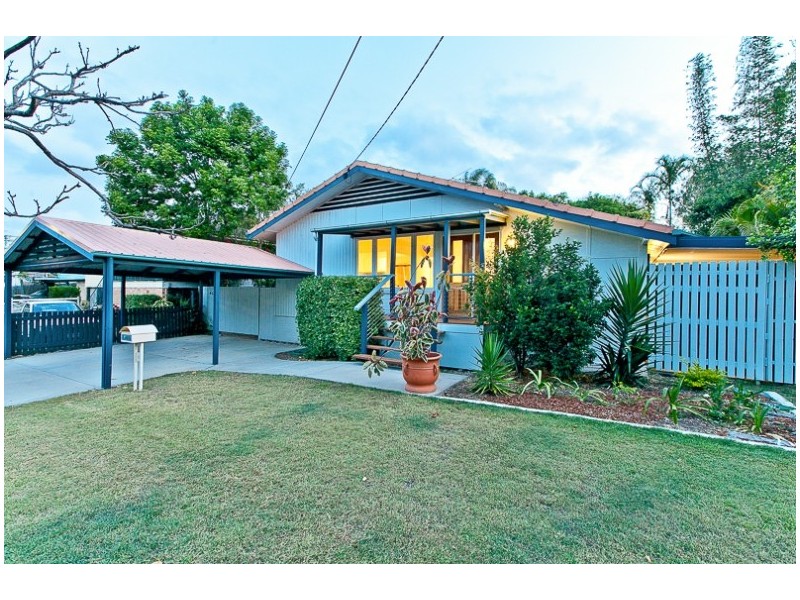 16 Glenhaven Street, Kedron QLD 4031