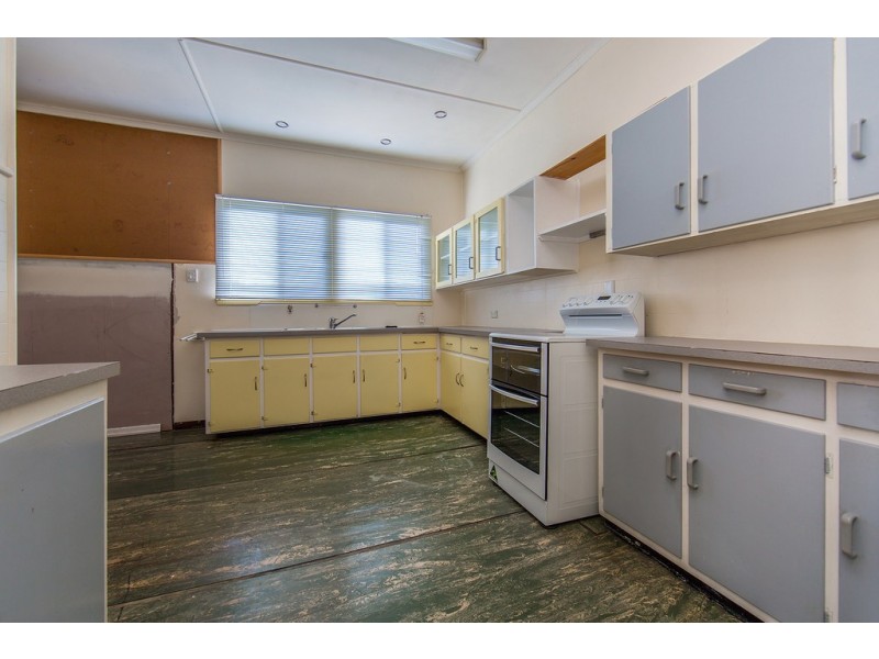 21 Sparkes Street, Chermside QLD 4032