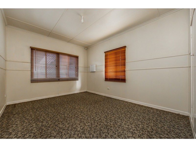 21 Sparkes Street, Chermside QLD 4032