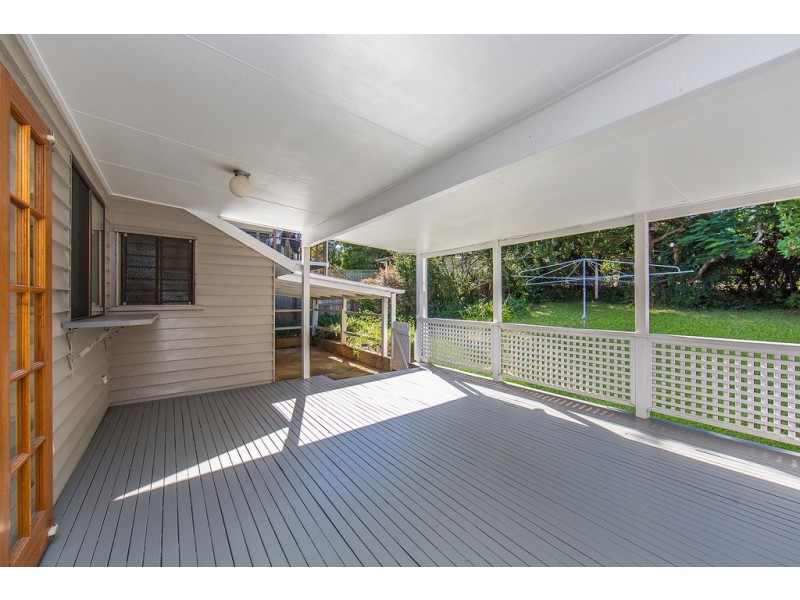 27 Palomar Parade, Wavell Heights QLD 4012